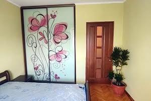квартира за адресою Коломийська вул., 1