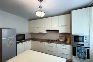 квартира за адресою Панаса Мирного вул., 11