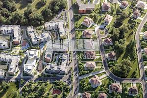 комерційна за адресою Богатирська вул., 32