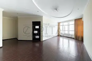 комерційна за адресою Кловський узвіз (Кловський), 7a