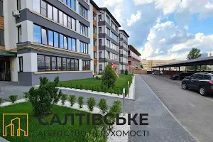 квартира за адресою Партизанська вул., 10