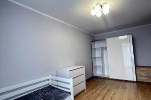 квартира за адресою Андрія Мельника вул., 10