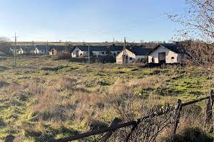 комерційна за адресою Центральна вул., 45
