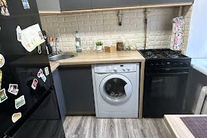 квартира за адресою Кам'янецька вул., 101
