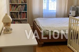 квартира за адресою Івана Кавалерідзе вул., 3