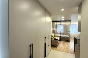 квартира за адресою Степана Бандери вул., 6