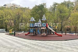 коммерческая по адресу Глубочицкая ул., 73