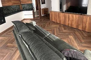 квартира за адресою Родини Барвінських вул., 1