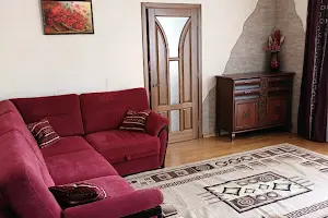 квартира по адресу Краснова ул., 2