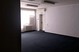 комерційна за адресою Парусна вул. (Героїв Сталінграду), 1