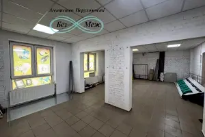 коммерческая по адресу с. Софиевская борщаговка, Петровская ул., 1