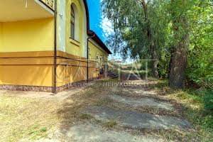 дом по адресу с. Вишенки, Лесі Українки, 1