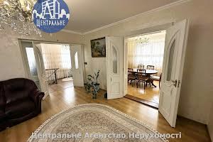 будинок за адресою Південно-Кільцева вул.