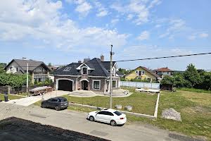 будинок за адресою Юності вул.