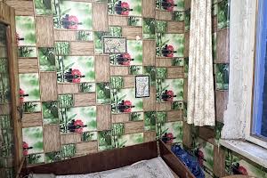 квартира за адресою дружби, 7