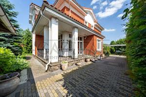 будинок за адресою Світанкова вул., 38