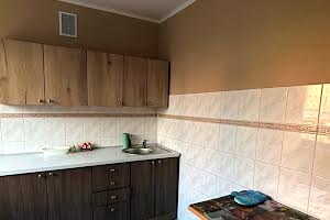 квартира за адресою Берегова вул., 25