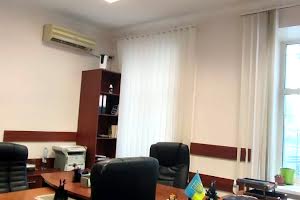 коммерческая по адресу Лютеранская ул., 12