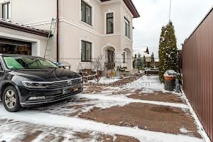 будинок за адресою Броварський