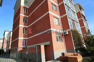 комерційна за адресою Січеславська вул., 4