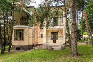дом по адресу Старокиевская ул.