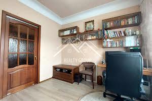 квартира за адресою Кривий Ріг, Н'ютона, 28