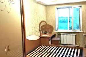 квартира за адресою Нікопольська вул., 30