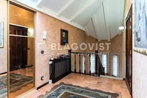 будинок за адресою Анатолія Солов'яненка вул.