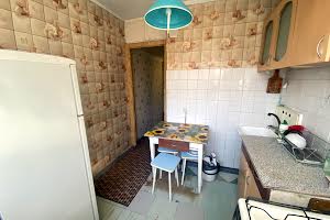 квартира за адресою Соборності, 75