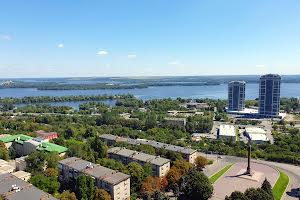 квартира за адресою Дмитра Яворницького просп. (Карла Маркса), 5