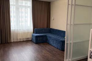 квартира за адресою Перлинна, 7