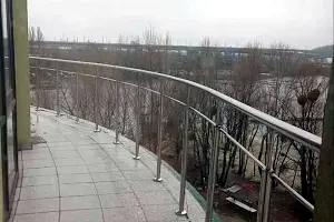 комерційна за адресою Набережно-Печерська дорога , 2