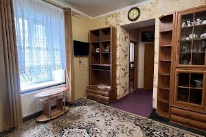 квартира за адресою Виноградна, 8