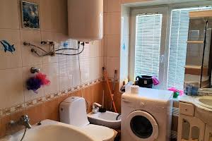 квартира за адресою Космонавтів вул., 8