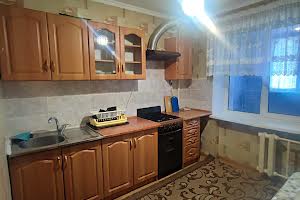 квартира за адресою Олексія Вадатурського вул., 16