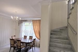будинок за адресою Харківська вул., 4