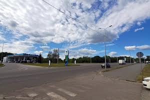 комерційна за адресою Ярошенка вул., 25