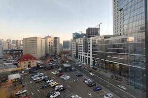комерційна за адресою Короленківська вул., 3