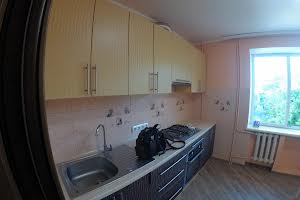 квартира за адресою Миколайчука, 3