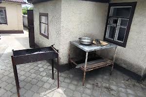 будинок за адресою Козака Мамая вул. (Юних Ленінців)