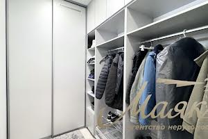 будинок за адресою Героїв Крут вул. (12 Квітня), 33