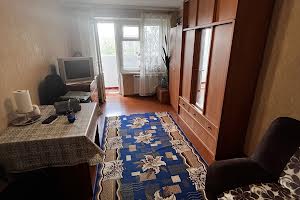 квартира по адресу Строителей ул., 16