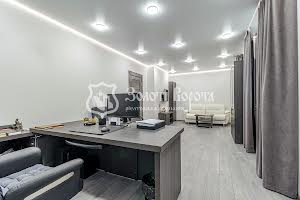 коммерческая по адресу Любомира Гузара просп. (Космонавта Комарова), 11