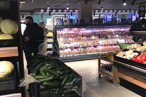 комерційна за адресою Лук'янівська вул., 1
