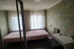 квартира за адресою Героїв України вул., 15