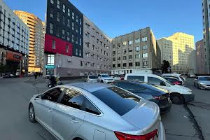 комерційна за адресою Ламана вул., 17