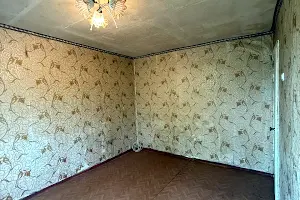 квартира за адресою Високовольтна вул., 8