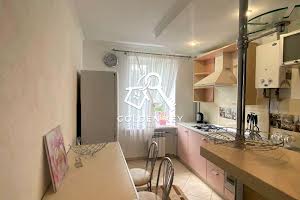 квартира за адресою Кривий Ріг, Ветеранів Праці вул., 5
