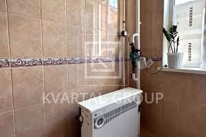 будинок за адресою с. Нове Залісся, Київська вул., 45