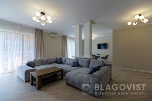 будинок за адресою Берегова вул., 1